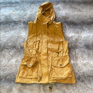 Mustard Yellow Hooded Utility Vest 🌻